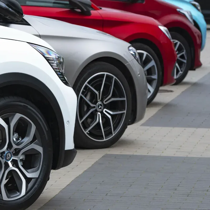 Parco auto e chiavi sensibili